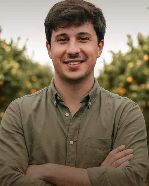 Daniel Barber — Sales, Exquisite Fruits
